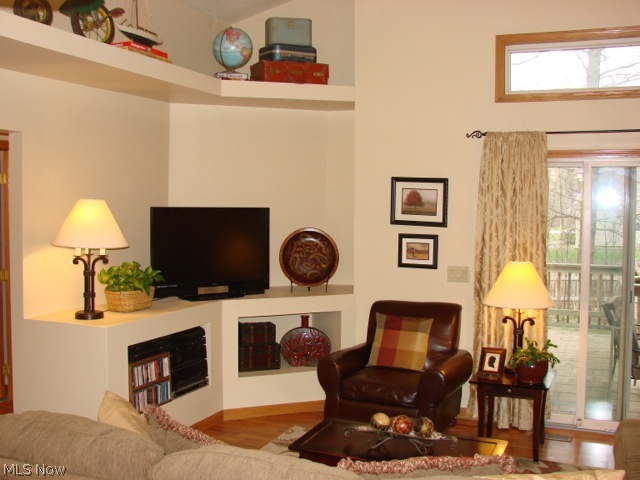 Roaming Rock Shores Sub - Residential