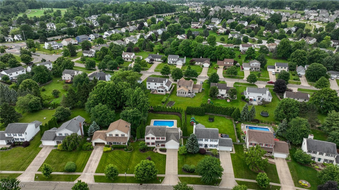 Twinsburg, Ohio 44087, United States, 3 Bedrooms Bedrooms, ,3 BathroomsBathrooms,Residential,Pending,155360