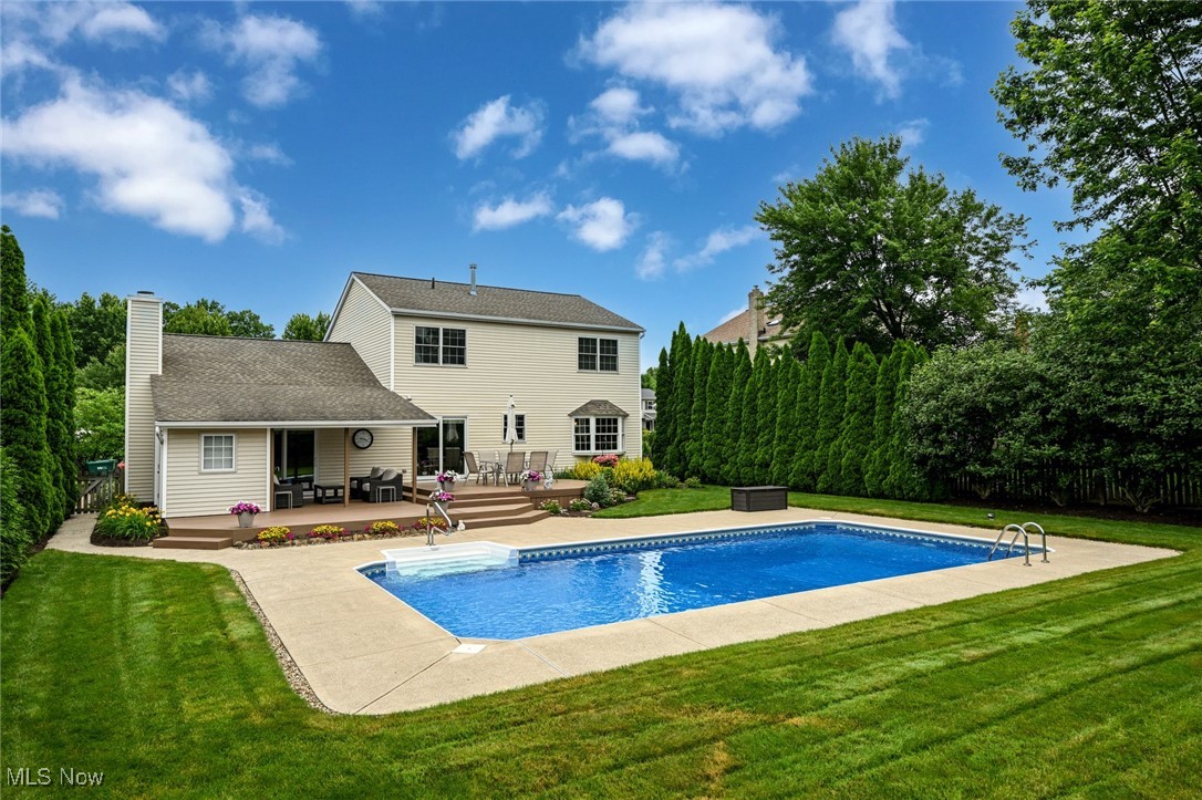 Twinsburg, Ohio 44087, United States, 3 Bedrooms Bedrooms, ,3 BathroomsBathrooms,Residential,Pending,155360