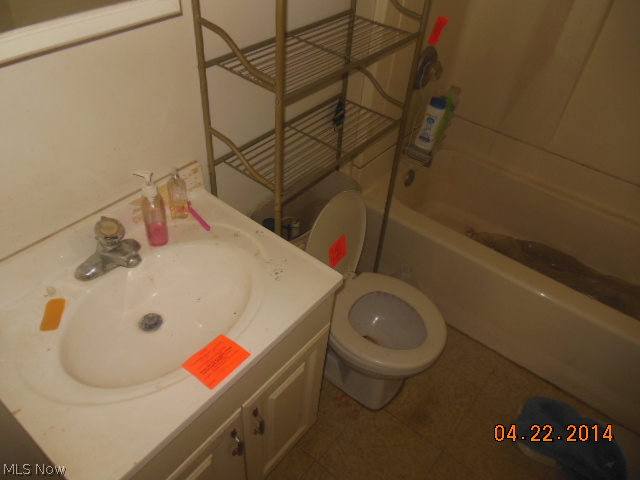 S H Kleinman Realty Co Oakhurs - Residential