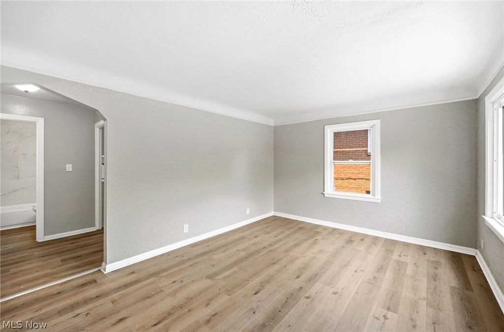 Photo of 20803 Kenyon Drive, Maple Heights, OH 44137 (MLS # 5225359)