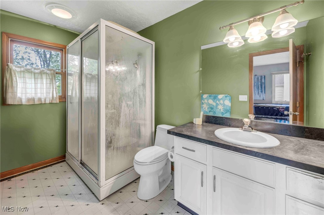 6721 Bretton Ridge Drive, North Olmsted, Ohio image 28