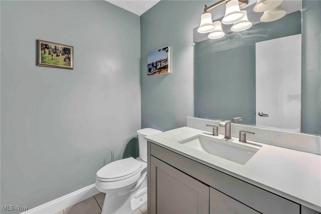 6721 Bretton Ridge Drive, North Olmsted, Ohio image 19