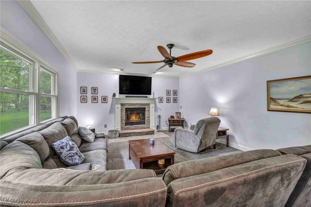 6721 Bretton Ridge Drive, North Olmsted, Ohio image 8
