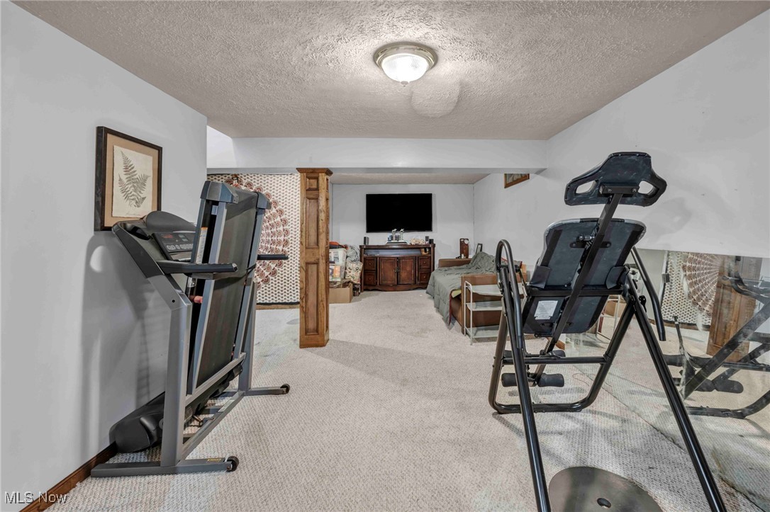 6721 Bretton Ridge Drive, North Olmsted, Ohio image 33