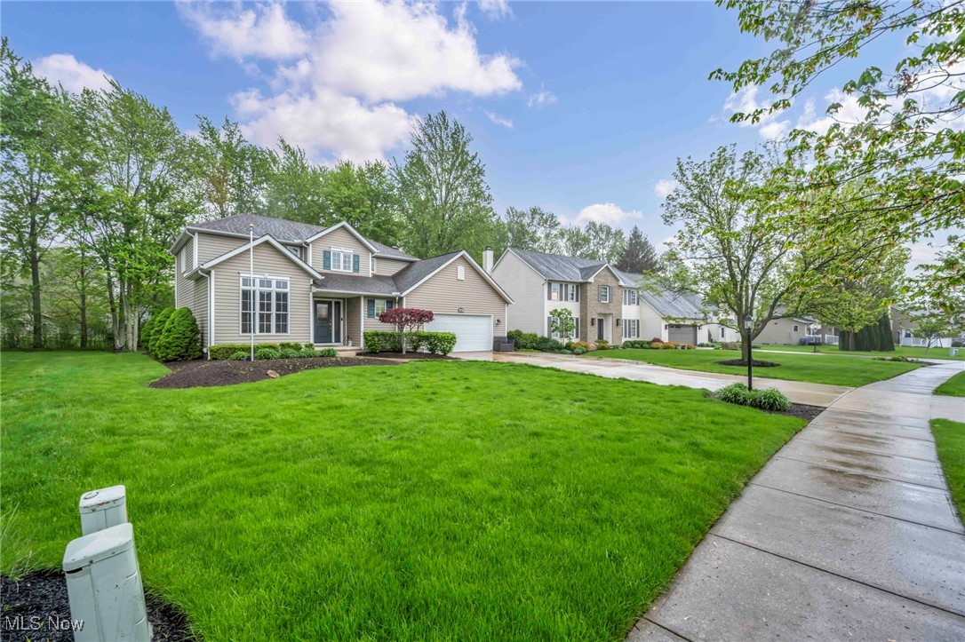 6721 Bretton Ridge Drive, North Olmsted, Ohio image 3