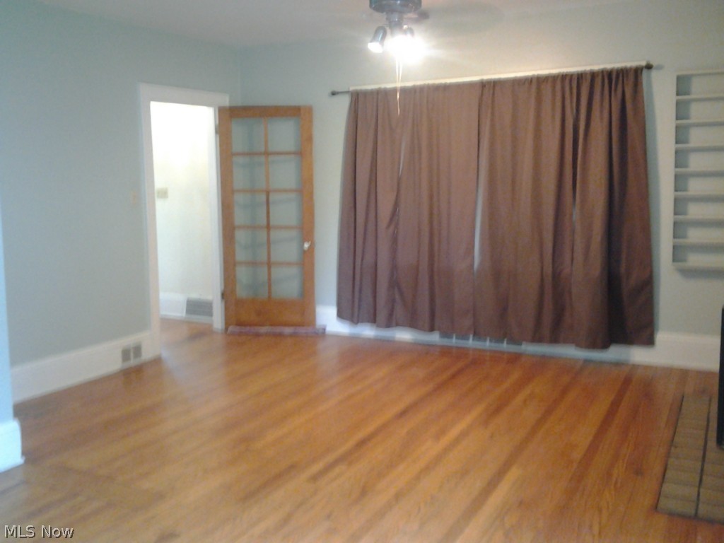 Crestland Park - Residential Lease