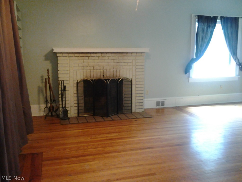 Crestland Park - Residential Lease