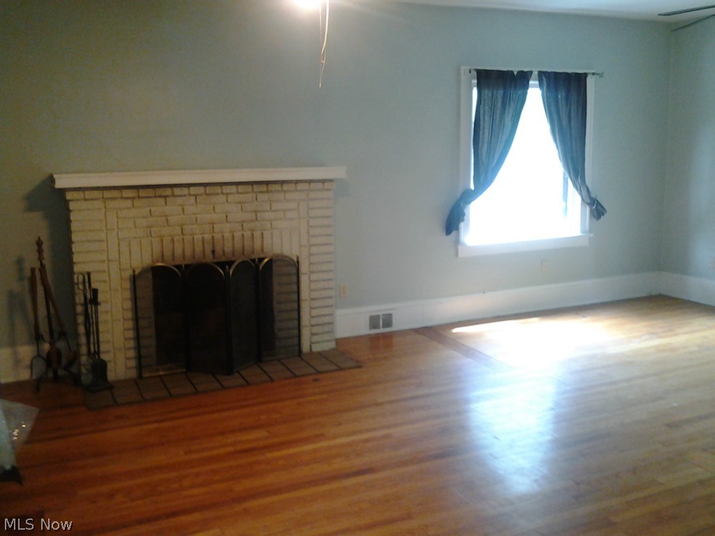 Crestland Park - Residential Lease