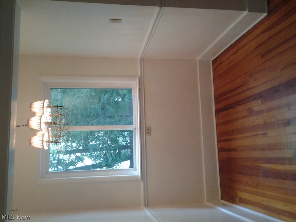 Crestland Park - Residential Lease