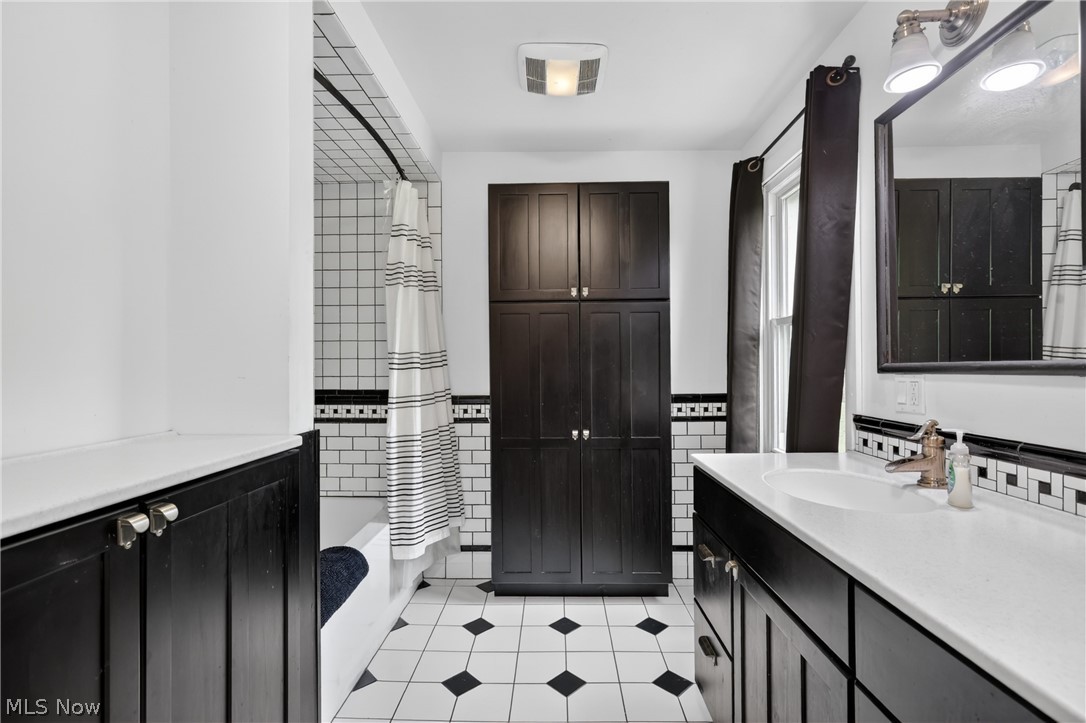 Joseph G Butler Jr/Niles 01 A - Residential