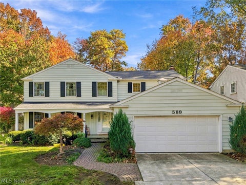 Photo of 589 Lindford Drive, Bay Village, OH 44140 (MLS # 5256364)