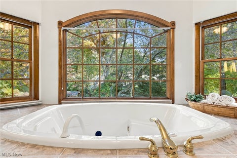 Tiny photo for 589 Lindford Drive, Bay Village, OH 44140 (MLS # 5256364)