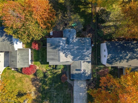 Tiny photo for 589 Lindford Drive, Bay Village, OH 44140 (MLS # 5256364)