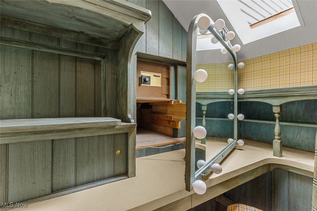 West Manor - Residential