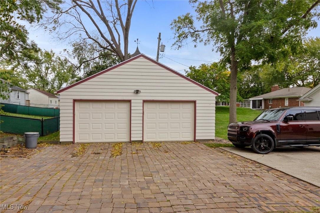 West Manor - Residential