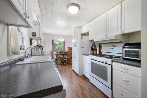 Tiny photo for 5018 Fairfield School Road, Columbiana, OH 44408 (MLS # 5221196)