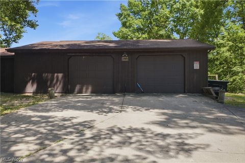 Tiny photo for 5018 Fairfield School Road, Columbiana, OH 44408 (MLS # 5221196)