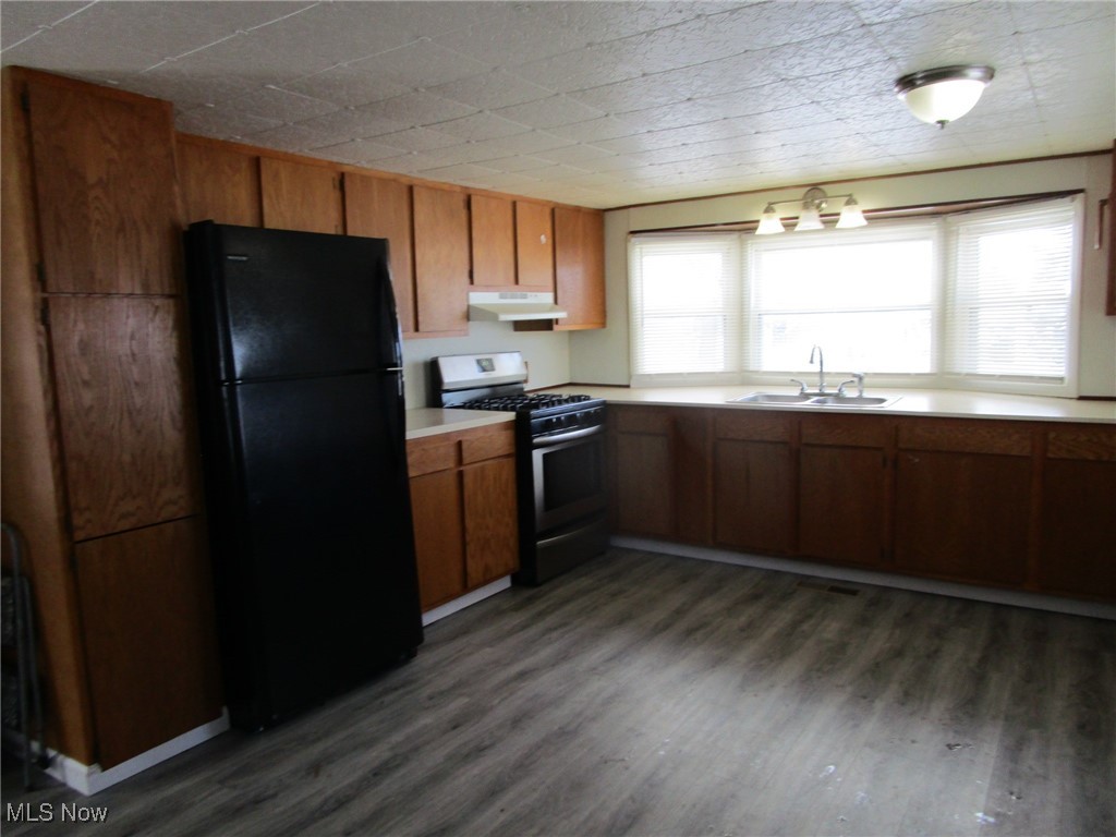 Parkwood Village - Residential