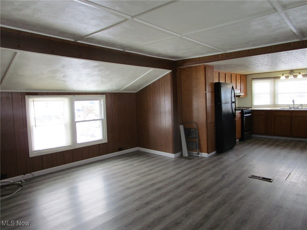 Parkwood Village - Residential