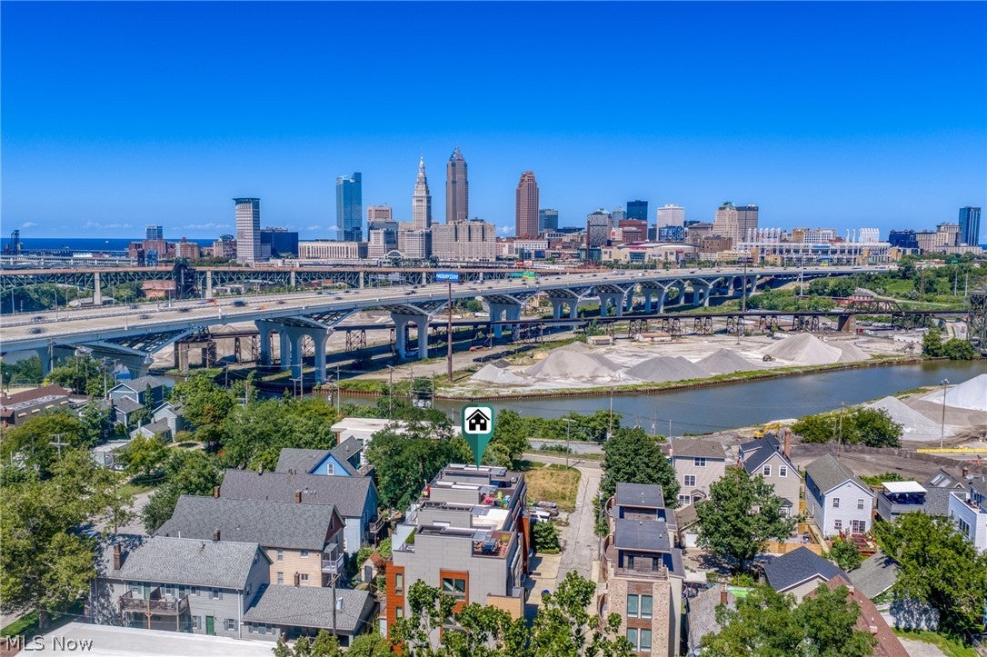 2040 W 11th Place