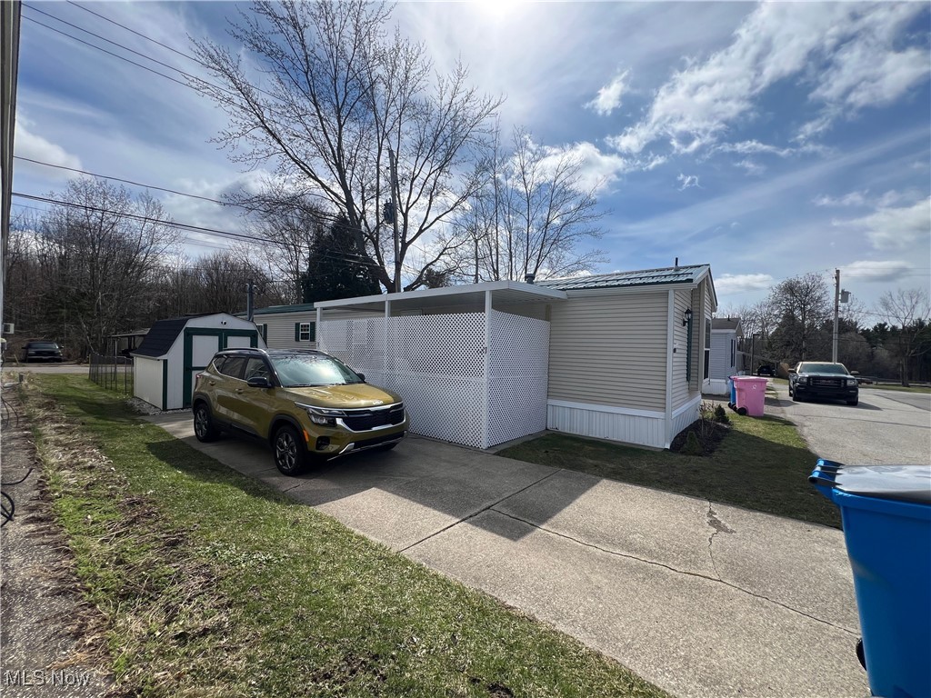 11079 Leader Road, Chardon, Ohio image 3
