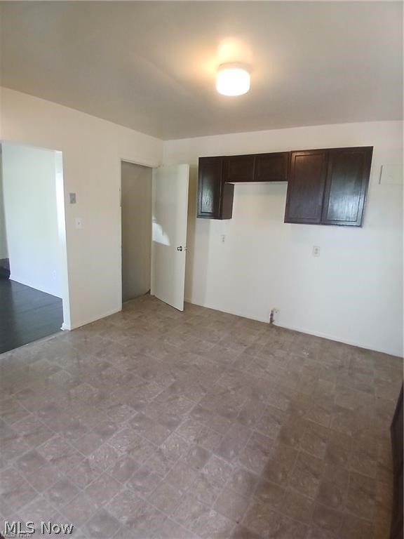 City/Youngstown - Residential Income