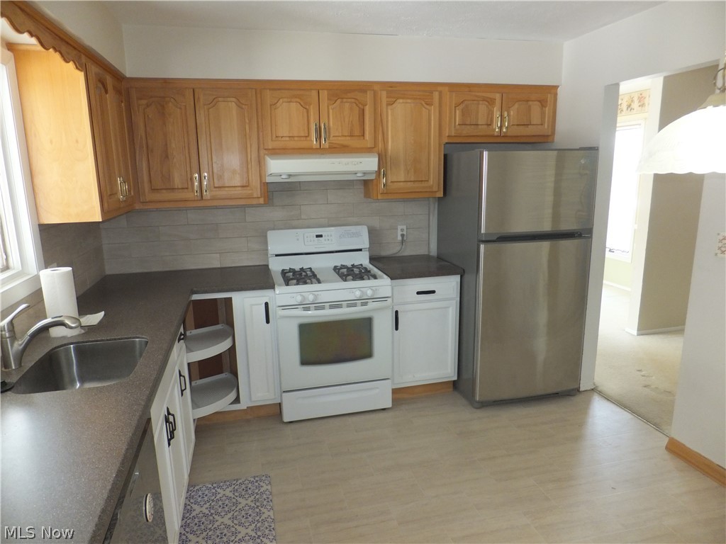 Brooklyn Airport - Residential