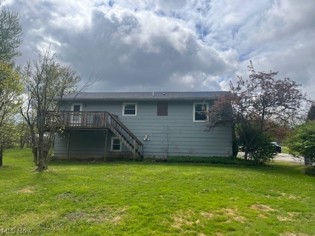Photo of 11930 Woodin Road, Chardon, OH 44024 (MLS # 5205737)