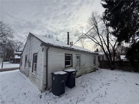 Tiny photo for 1146 Adelaide Avenue SE, Warren, OH 44484 (MLS # 5178410)