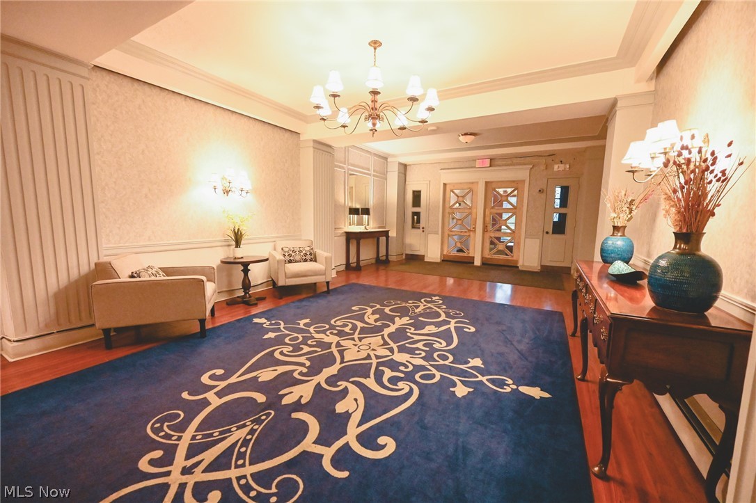 South Park Manor - Residential