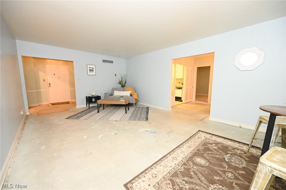 South Park Manor - Residential
