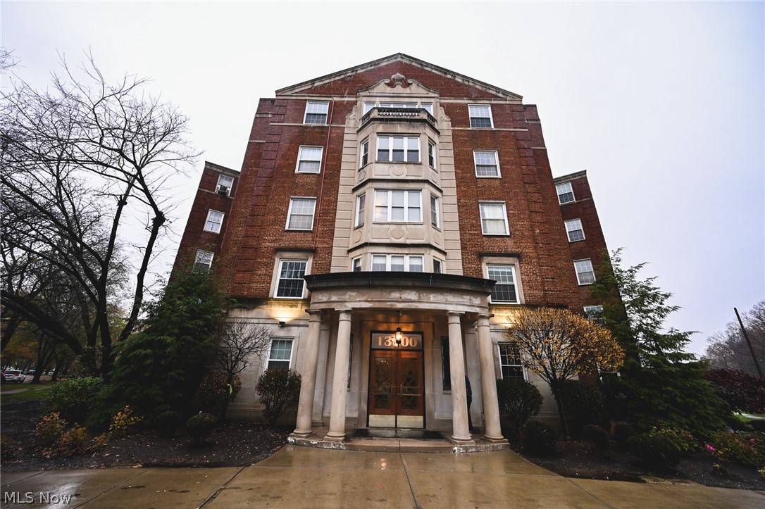 South Park Manor - Residential