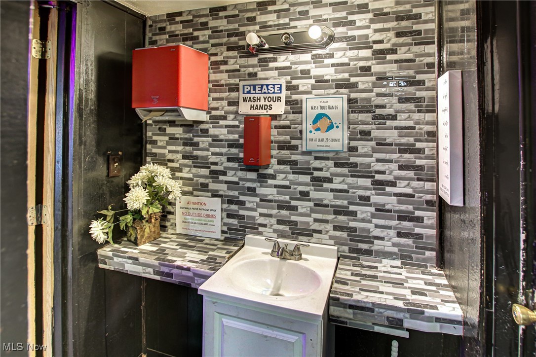 Wagner & Wagerman - Commercial Sale