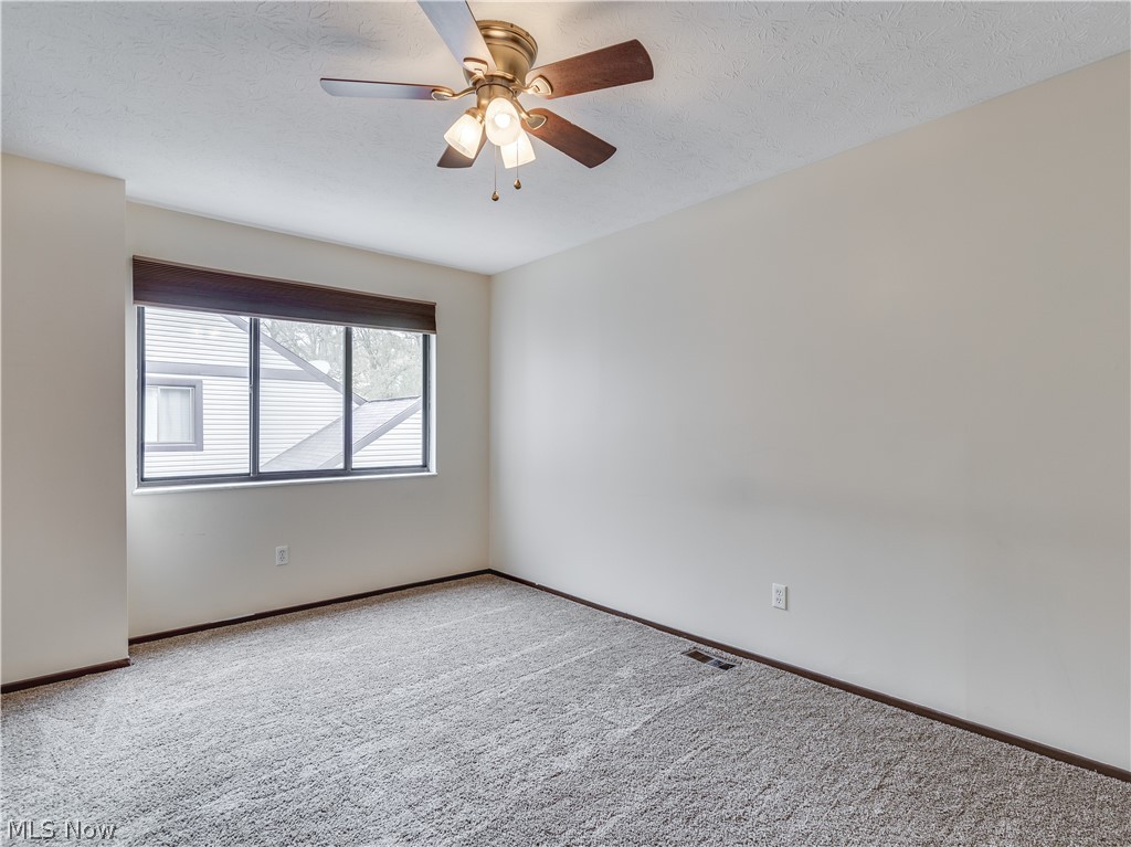 Hillsdale Rdg Condo - Residential