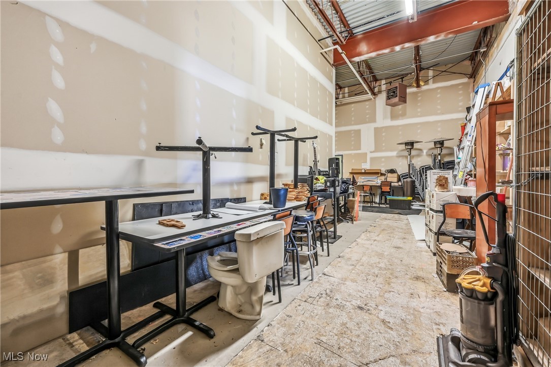 Village Plaza - Commercial Sale