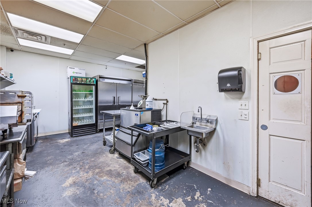 Village Plaza - Commercial Sale