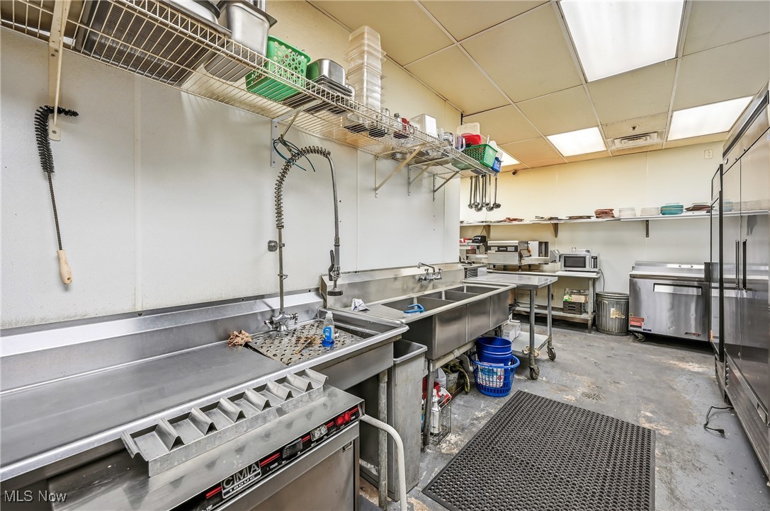 Village Plaza - Commercial Sale