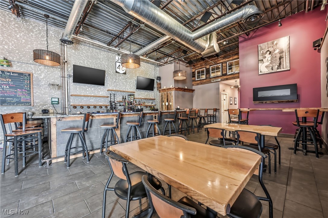 Village Plaza - Commercial Sale