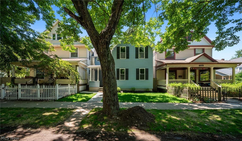 Photo of 1852 W 47th Street, Cleveland, OH 44102 (MLS # 5222318)