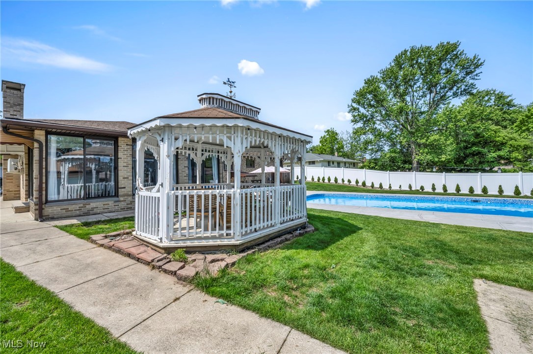 12742 Patricia Drive, North Royalton, Ohio image 8