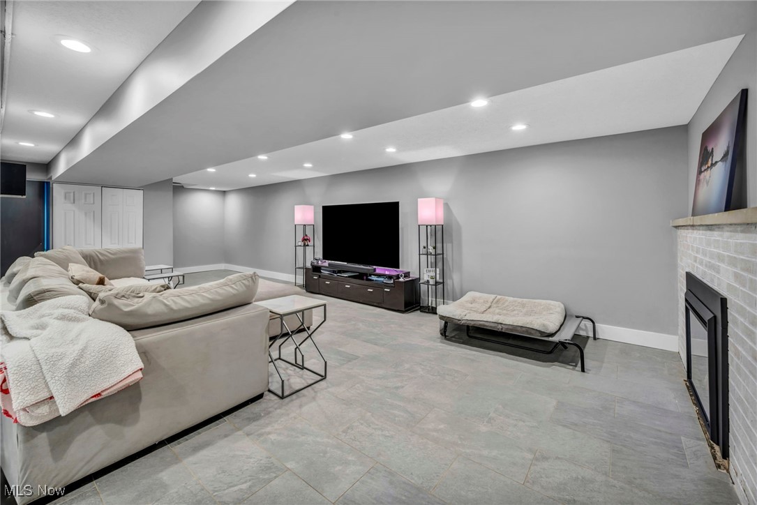 12742 Patricia Drive, North Royalton, Ohio image 16