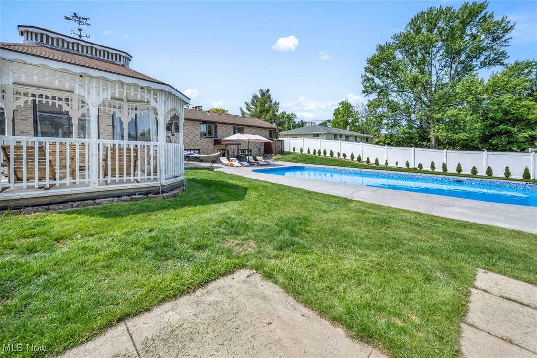 12742 Patricia Drive, North Royalton, Ohio image 7