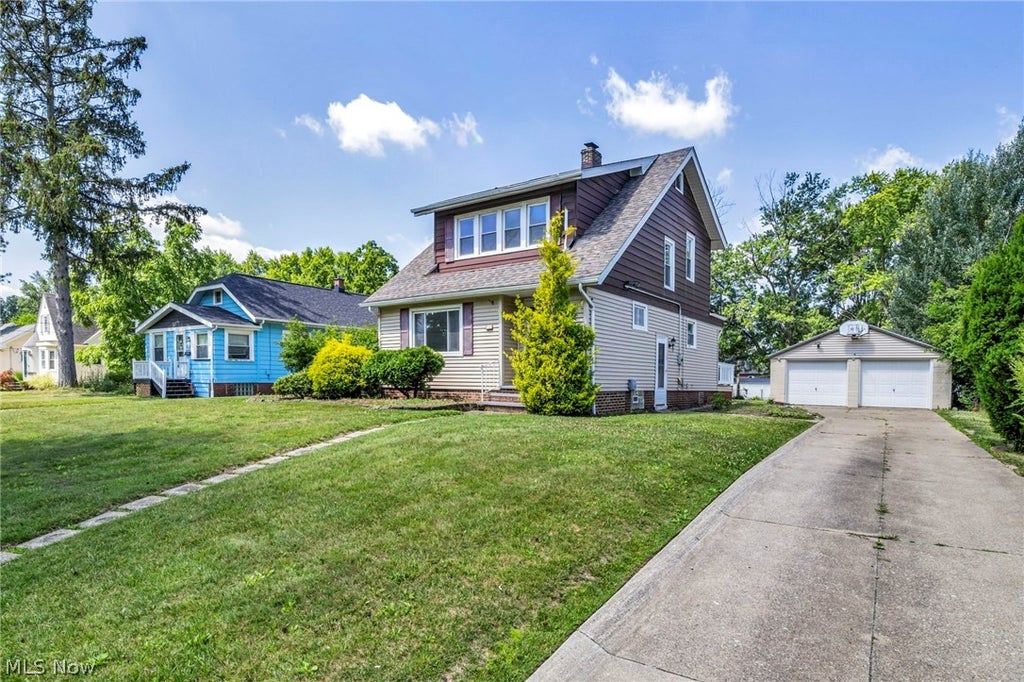 Photo of 6758 Orchard Boulevard, Parma Heights, OH 44130 (MLS # 5224993)