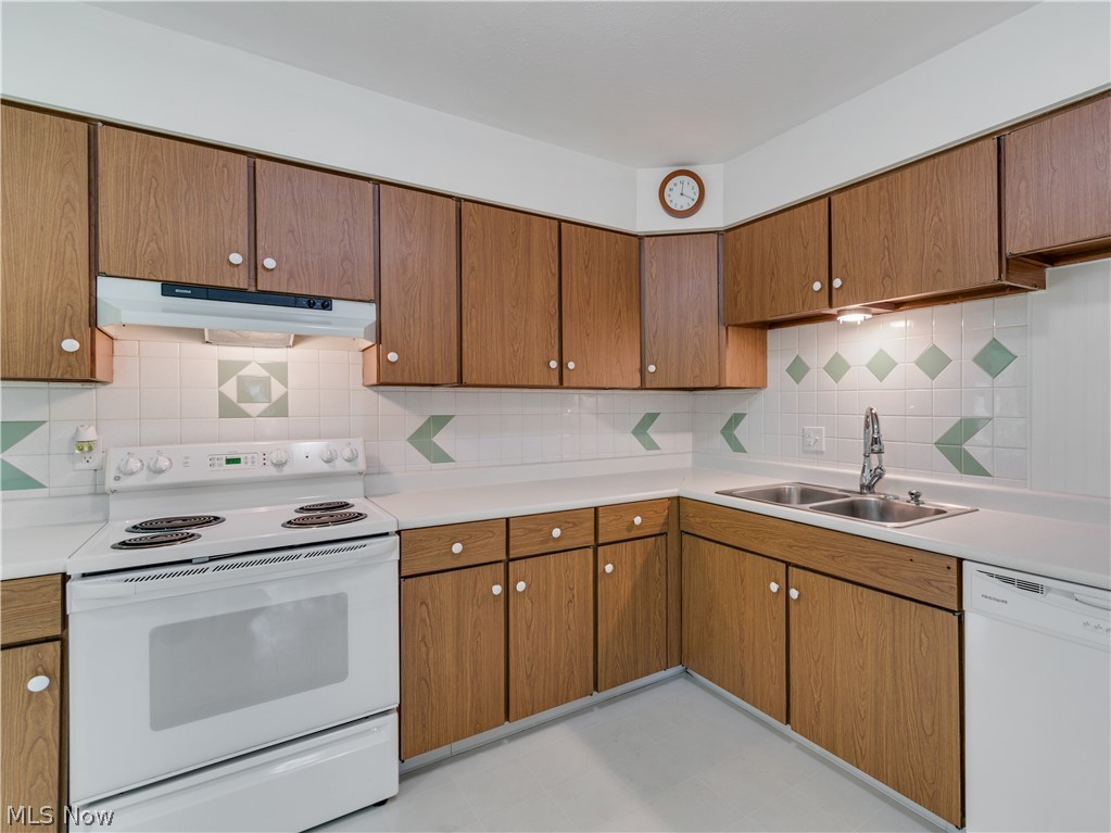 Meadowlake Estates - Residential