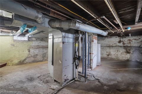 Tiny photo for 131 W Miller Avenue, Akron, OH 44301 (MLS # 5188426)