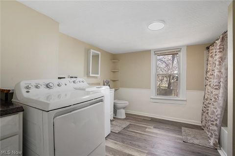 Tiny photo for 131 W Miller Avenue, Akron, OH 44301 (MLS # 5188426)