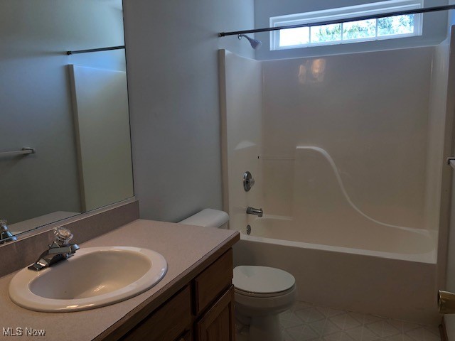 Emerald Lakes - Residential Lease