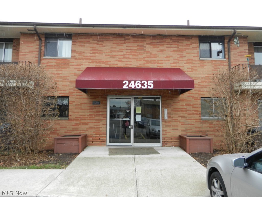 Clareshire Court Condo - Residential