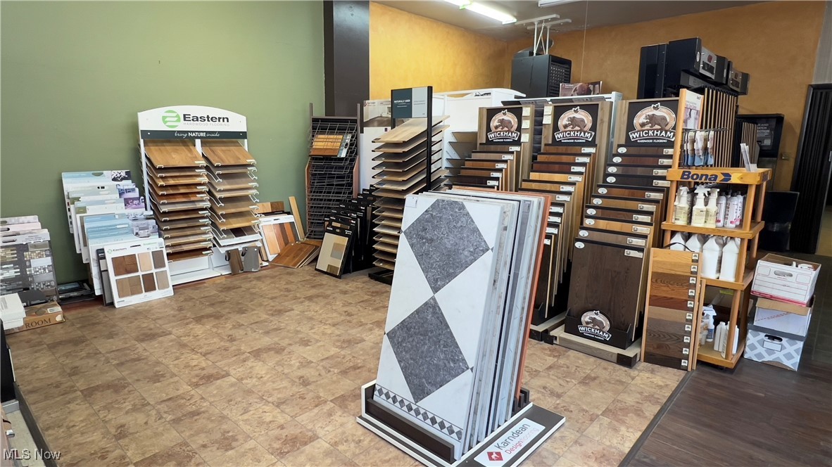 Bellaire - Commercial Sale